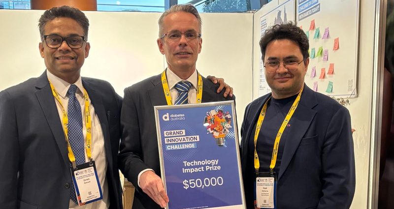 CAD SPECTRAL Technologies receiving the Technology Impact Prize at the Diabetes Australia Grand Innovation Challenge